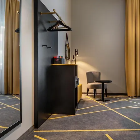Hotel - The Niu, Fury Messe By Ihg