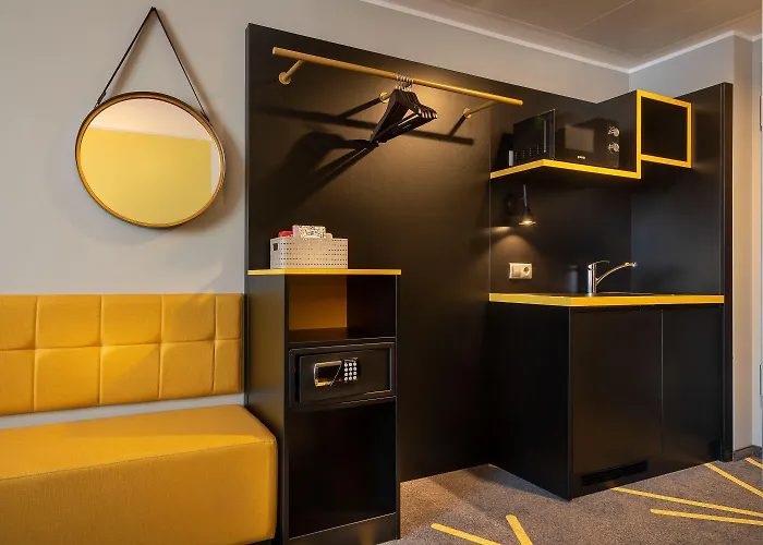 - The Niu, Fury Messe By Ihg Aschheim