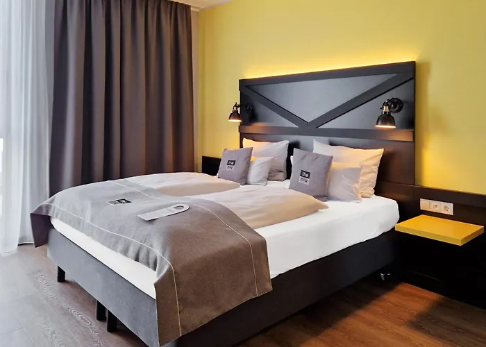 - The Niu, Fury Messe By Ihg Hotell 3*