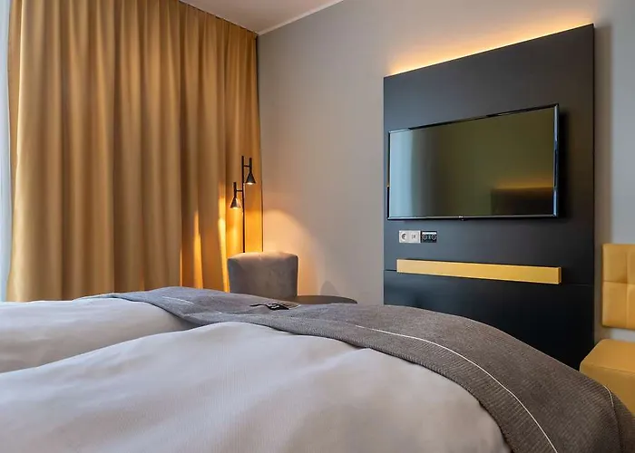 - The Niu, Fury Messe By Ihg