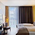 - The Niu, Fury Messe By Ihg 3*