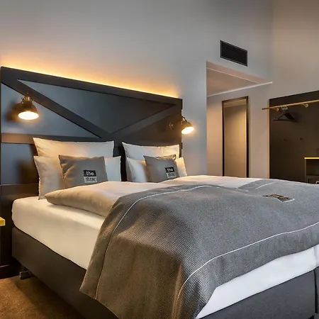 - The Niu, Fury Messe By Ihg Hotel Aschheim