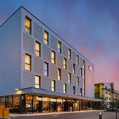 - The Niu, Fury Messe By Ihg Szálloda 3*