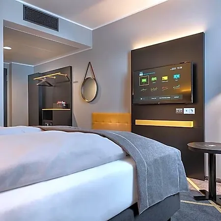 - The Niu, Fury Messe By Ihg 3*